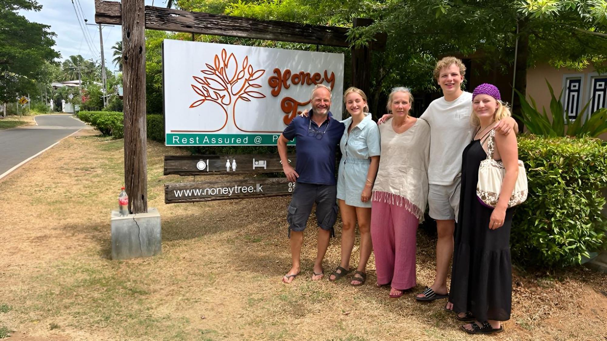 Honey Tree Polonnaruwa Hotell Eksteriør bilde